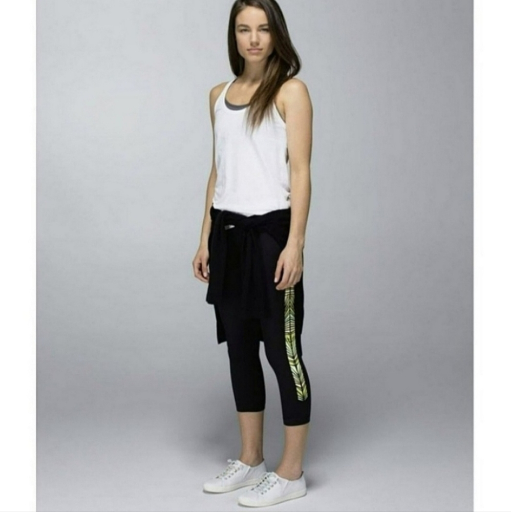 🌟3 For $15 SALE🌟Lululemon Athletica Wunder Under Tribal Full On Luon Leggings